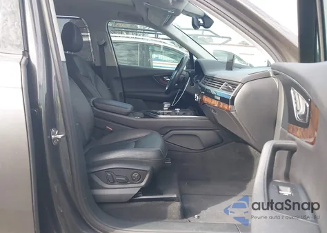 2018 Audi Q7 3.0T Premium из США, поврежденный, VIN WA1VAAF70JD033632